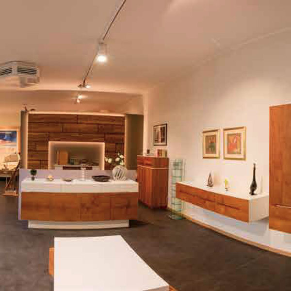 showroom-slider.jpg